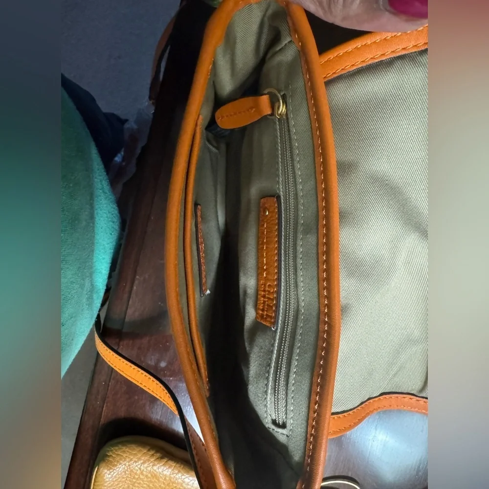 GILI Orange and Linen crossover bag. Brand new - Picture 6 of 8